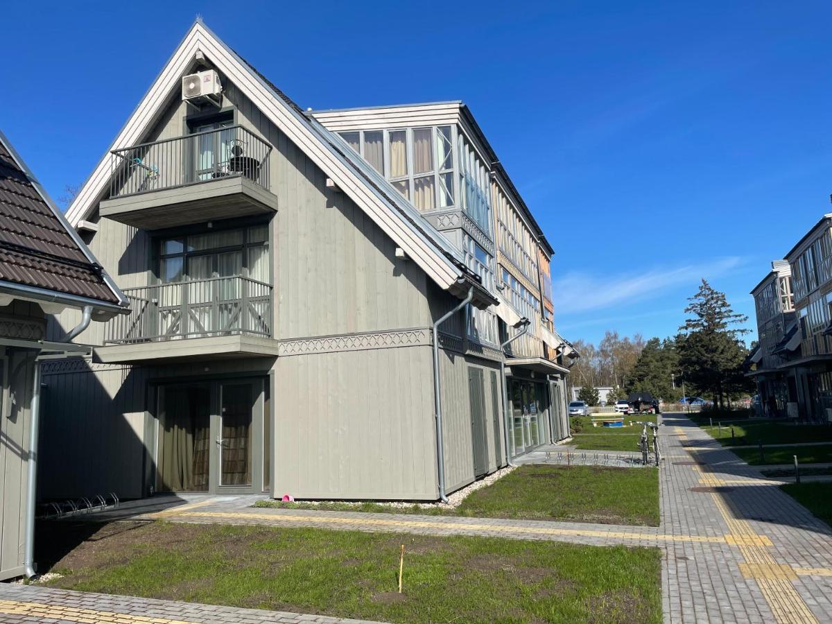 Lagoon Attic Apartment Pervalka Exterior foto